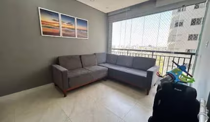 Apartamento com 2 dormitórios à venda, 68 m² por R$ 585.000,00 - Jardim Tupanci - Barueri/SP