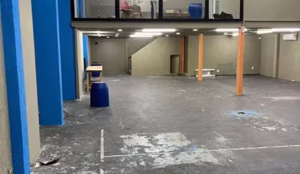 Prédio à venda, 636 m² por R$ 3.000.000,00 - Jardim das Flores - Osasco/SP
