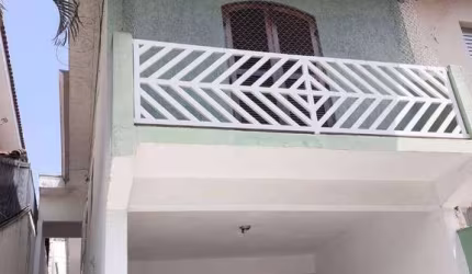 Casa com 3 dormitórios para alugar, 180 m² por R$ 3.830/mês - Jardim das Flores - Osasco/SP