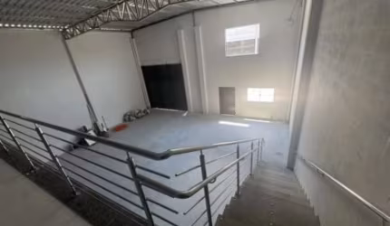 Barracão / Galpão / Depósito para alugar na Rua Professora Sylvia Regina Eger, 111, Jardim Eldorado, Palhoça, 367 m2 por R$ 10.000