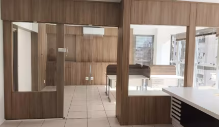 Sala comercial para alugar na Avenida Mauro Ramos, 1450, Centro, Florianópolis, 67 m2 por R$ 3.900