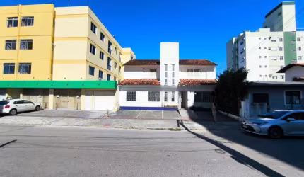 Casa comercial para alugar na Rua Presidente Gama Rosa, 252, Trindade, Florianópolis, 192 m2 por R$ 15.000
