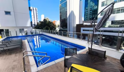 Apartamento com 3 quartos para alugar na Vila Tenente Sapucaia, 99, Centro, Florianópolis, 104 m2 por R$ 9.450