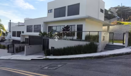 Casa com 3 quartos para alugar na Rua Comandante Oscar Amarante Romaguera, 171, João Paulo, Florianópolis, 200 m2 por R$ 13.000