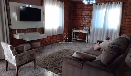 Chácara / sítio com 3 quartos à venda na Nossa Senhora da Saúde, Caxias do Sul , 135 m2 por R$ 849.999