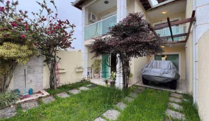 Casa com 4 dormitórios à venda, 150 m² por R$ 690.000,00 - Parque Burle - Cabo Frio/RJ