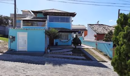 Casa com 4 dormitórios para alugar, 140 m² - Guriri - Cabo Frio/RJ