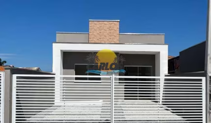 Casa com 2 quartos à venda na Avenida Cianorte, 40, Riviera, Matinhos por R$ 300.000