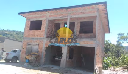 Casa à venda na Claricio da Silva, 92, Sertãozinho, Matinhos por R$ 380.000