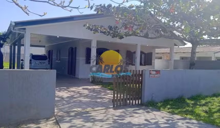Casa com 3 quartos à venda na Rua Santa Rosa, 151, Balneário Gaivotas, Matinhos por R$ 450.000