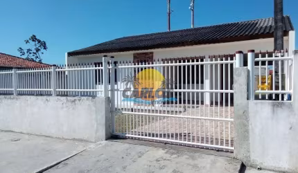 Casa com 2 quartos à venda na Doutor Xavier da Veiga, 264, Balneário Caravelas, Matinhos por R$ 470.000
