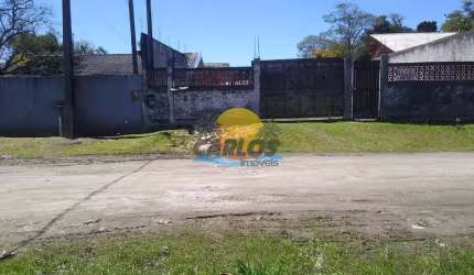 Casa com 2 quartos à venda na Montreal, 26, Balneário Gaivotas, Matinhos por R$ 210.000