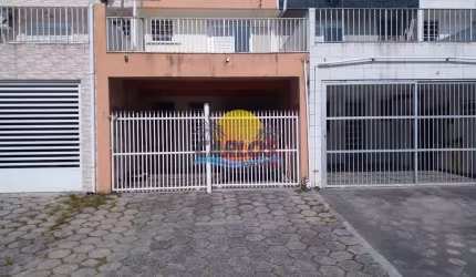 Casa com 2 quartos à venda na Alemanha, 3, Balneário Junara, Matinhos por R$ 320.000