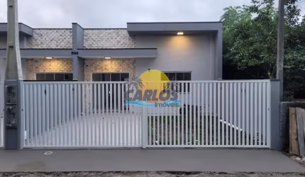Casa com 2 quartos à venda na Governador Luiz Parigot de Souza, 640, Balneário Junara, Matinhos por R$ 380.000
