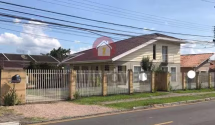 Casa para Venda em Araucária, Estação, 5 dormitórios, 3 suítes, 4 banheiros, 3 vagas
