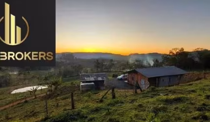 Sítio / Chácara para Venda no bairro ZONA RURAL em DOUTOR PEDRINHO, 2 quartos, 1 vaga, 90 m² de área total, 90 m² privativos,
