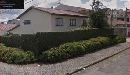 Sobrado para Venda no bairro Guabirotuba em Curitiba, 3 quartos sendo 1 suíte, 2 vagas, Semi-Mobiliado, 267 m² de área total, 267 m² privativos,