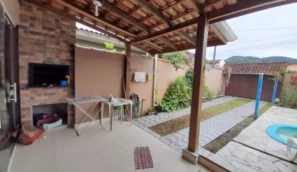 Sobrado para Venda no bairro COHAPAR II em MATINHOS, 3 quartos sendo 1 suíte, 2 vagas, Semi-Mobiliado, 183 m² de área total, 183 m² privativos,