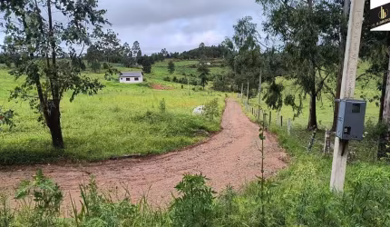 Sítio / Chácara para Venda no bairro ZONA RURAL em TIJUCAS DO SUL sendo 2 suítes, 4 vagas, Semi-Mobiliado, 26500 m² de área total, 26500 m² privativos,