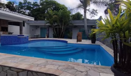 Casa para Venda no bairro PONTAL DO NORTE em ITAPOA, 4 quartos sendo 4 suítes, 4 vagas, 200 m² de área total, 200 m² privativos,