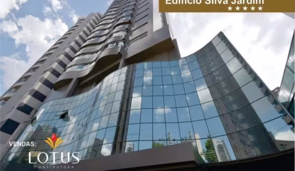 Apartamento para Venda no bairro Não informado em Maringá, 4 quartos sendo 4 suítes, 240 m² de área total, 240 m² privativos,