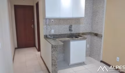 Conjugado, estilo Loft, reformado, próximo a faculdade.