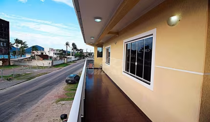 Casa com 6 dormitórios à venda, 500 m² por R$ 883.000,00 - Piçarras - Guaratuba/PR