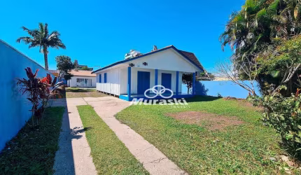 Casa com 3 dormitórios para alugar, 180 m² por diária - Centro - Guaratuba/PR