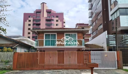 Casa com 4 dormitórios para alugar por diaria - Centro - Guaratuba/PR