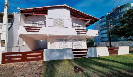 Casa à venda, 232 m² por R$ 1.300.000,00 - Centro - Guaratuba/PR
