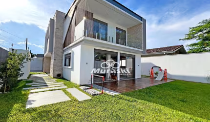 Casa com 3 dormitórios à venda, 224 m² por R$ 1.590.000,00 - Cohapar - Guaratuba/PR