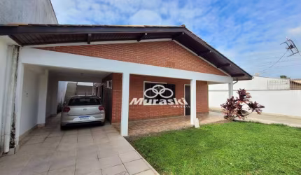 Casa com 4 dormitórios à venda, 256 m² por R$ 800.000,00 - Centro - Guaratuba/PR