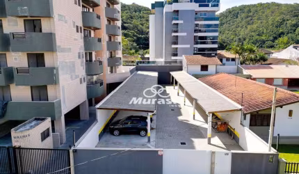 Box/Garagem à venda por R$ 90.000,00 - Centro - Guaratuba/PR