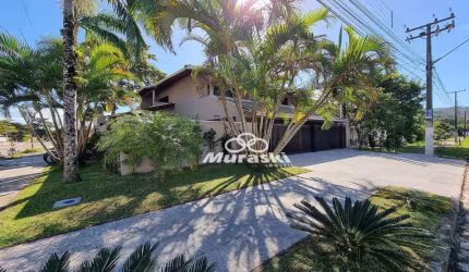 Sobrado com 3 dormitórios à venda, 254 m² por R$ 1.200.000,00 - Centro - Guaratuba/PR