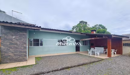 Casa com 2 dormitórios para alugar, 60 m² por diária - Nereidas - Guaratuba/PR
