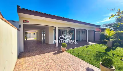 Casa com 4 dormitórios à venda, 200 m² por R$ 735.000,00 - Coroados - Guaratuba/PR