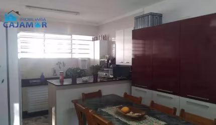 Casa com 4 dormitórios à venda, 323 m² por R$ 1.300.000,00 - Anhangabaú - Jundiaí/SP