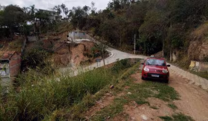 Terreno à venda, 1403 m² por R$ 170.000,00 - Polvilho - Cajamar/SP