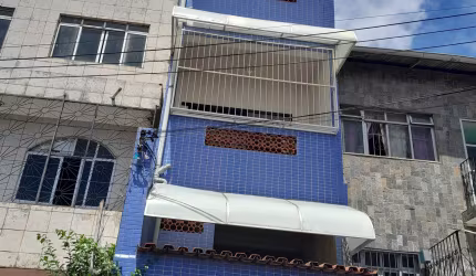 VENDO CASA DE 3 ANDARES