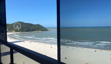 Apartamento frente mar com vista privilegiada