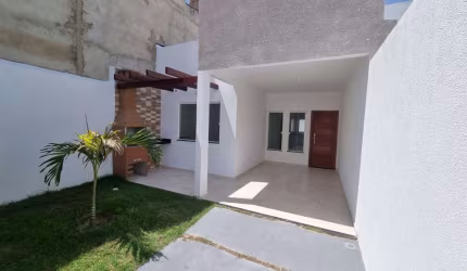 Casa NOVA à venda na Barra dos Coqueiros/SE