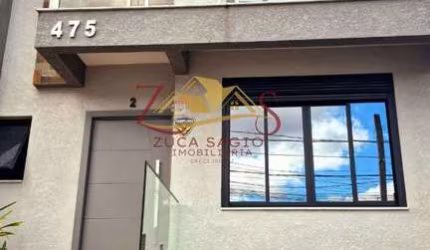 Sobrado à venda em Curitiba, Uberaba, com 3 quartos, 183m²
