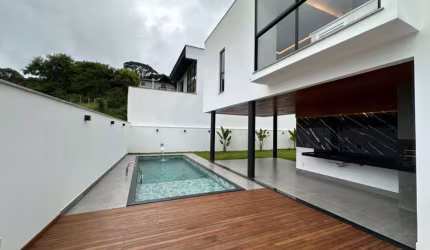 Casa 4 quartos - Novo Horizonte