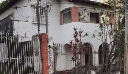 Construtor, essa oportunidade é para você! Terreno disponível no bairro Passos.