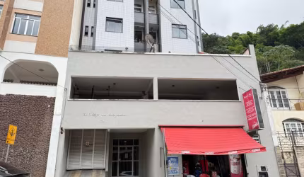 Apartamento de 2 quartos com 74m² na Olegário Maciel – Praticidade e localização privilegiada!