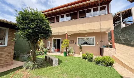 PRIVACIDADE! Casa à venda no Colinas do Imperador, no bairro São Pedro!