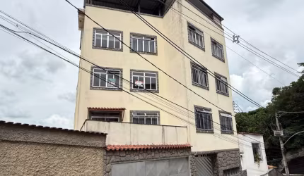 Seu novo lar no coração da cidade!  Apartamento à venda 2 quartos com garagem.