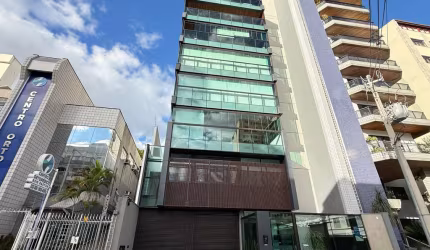 Sofisticação, exclusividade e localização nobre no Bom Pastor! Apartamento com 4 suíte e 3 vagas de garagem à venda.