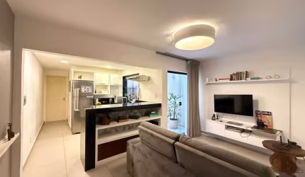 Um refúgio moderno, charmoso e com espaço de sobra para viver bem!
