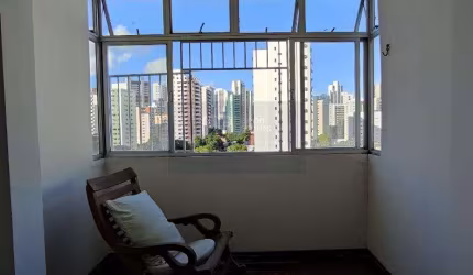 Apartamento à Venda em Espinheiro